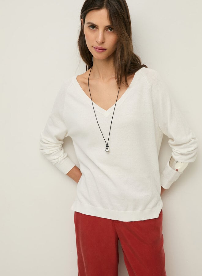 Tricot Yerse O-Clara à col V blanc