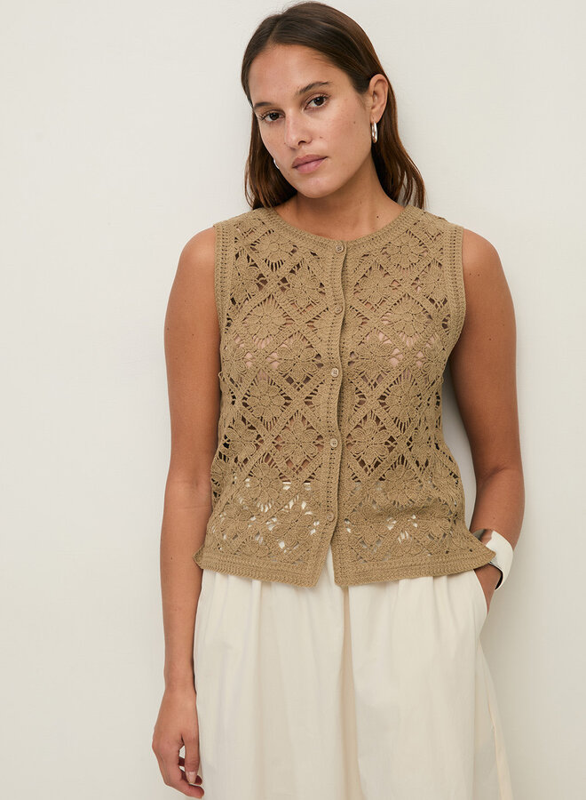 Gilet Yerse Sam sans manches en crochet beige khaki