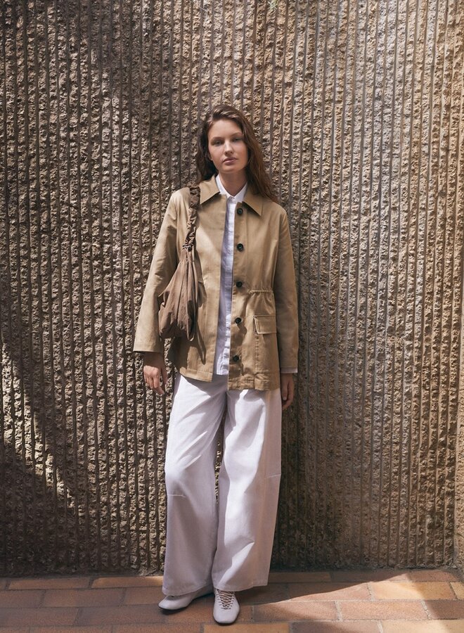 Manteau Yerse Simone à col classique à 2 poches à rabats beige