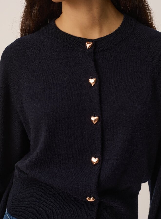 Cardigan Des Petits Hauts Arbalette bleu marine avec boutons coeurs or