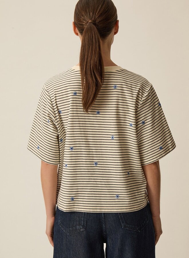 T-shirt Des Petits Hauts Josef rayé bleu marine & écru à fleurs bleues brodées