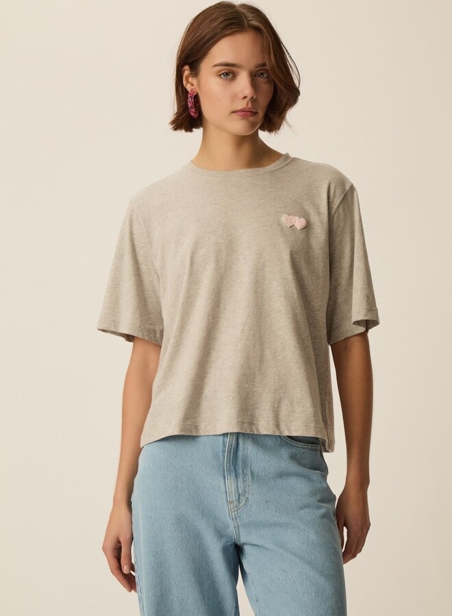 T-shirt Des Petits Hauts Jerry gris mélange avec coeur rose