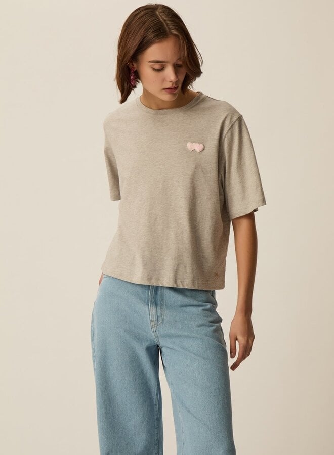 T-shirt Des Petits Hauts Jerry gris mélange avec coeur rose