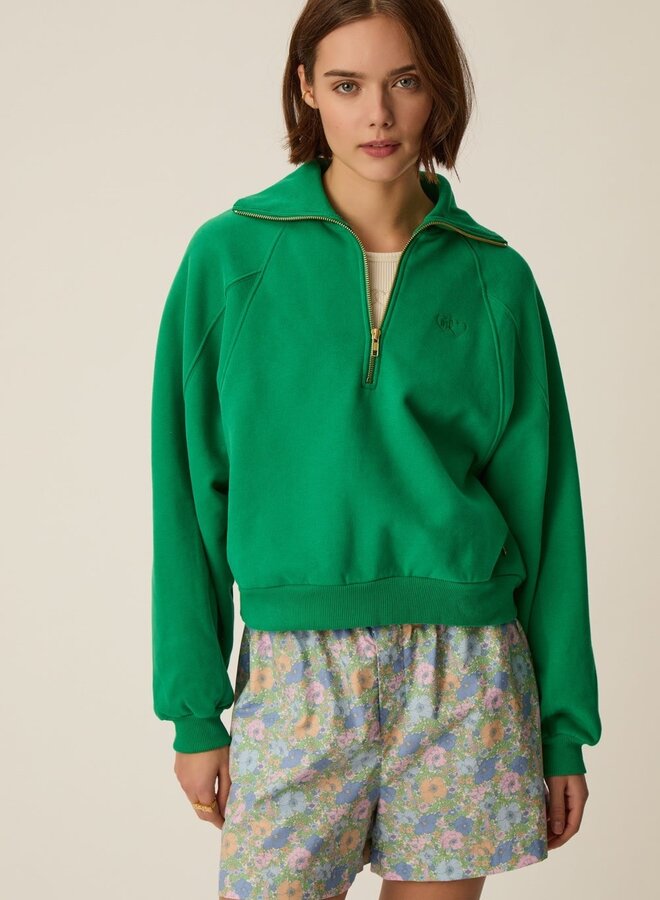 Chandail Des Petits Hauts Jona sweat à col montant à zip vert kale