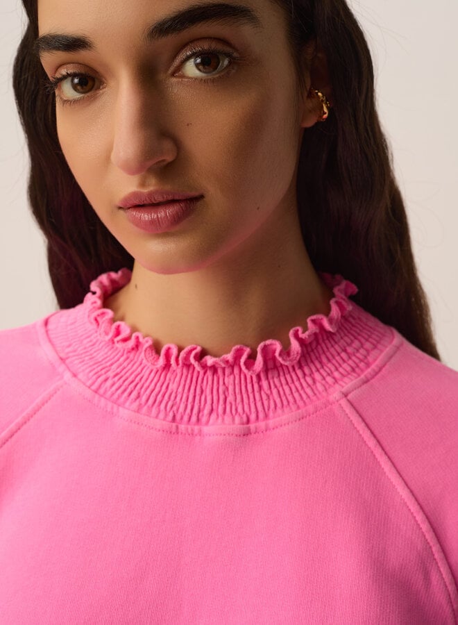 Chandail Des Petits Hauts Yaelle sweat à col montant frisotté rose gomme