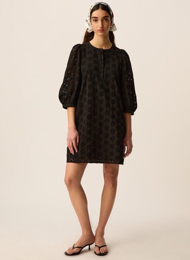 Robe Des Petits Hauts Sophocle à broderies anglaises noire