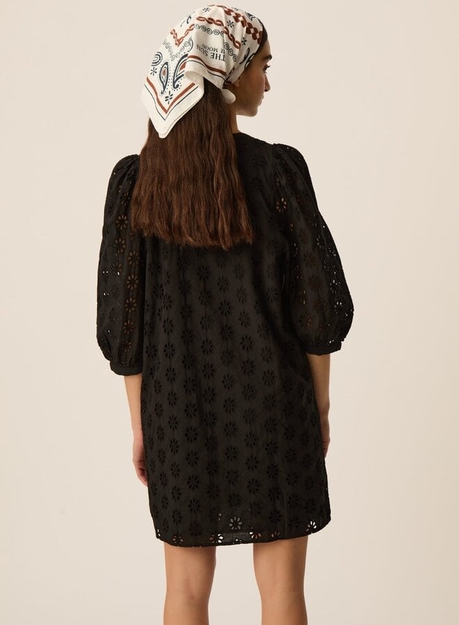 Robe Des Petits Hauts Sophocle à broderies anglaises noire