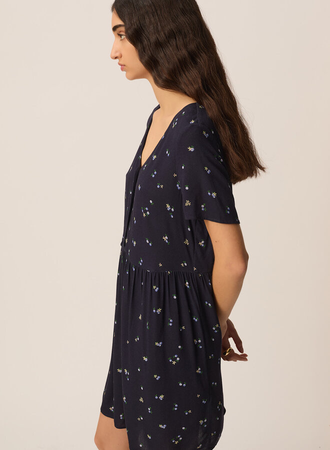 Robe Des Petits Hauts Elarya bleu marine imprimée myrtilles