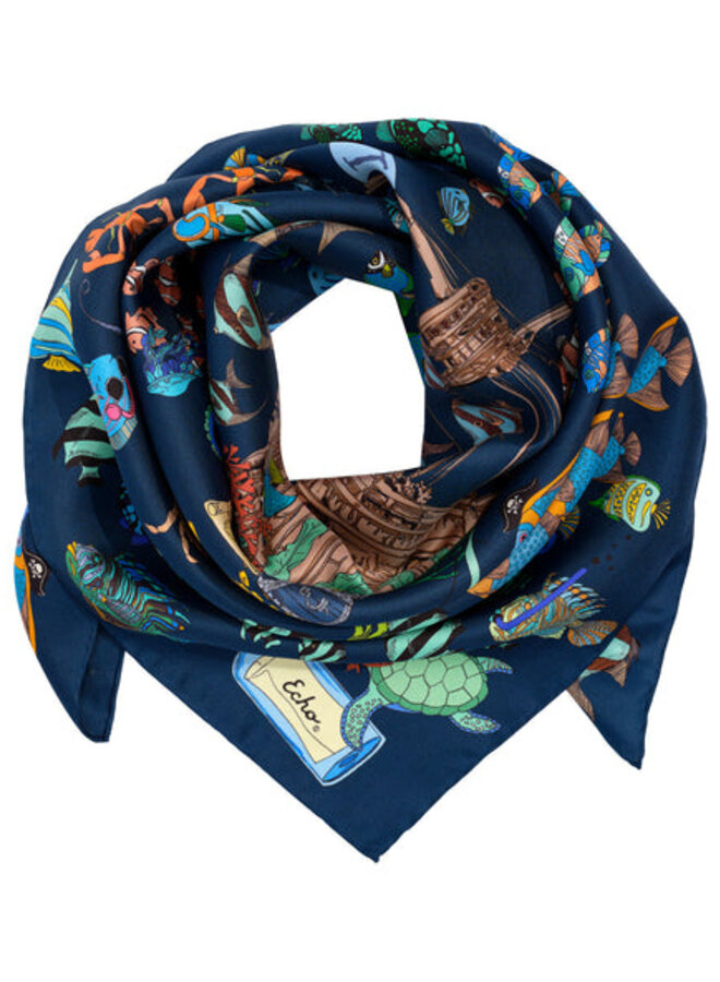 Foulard carré Echo Lost at sea bleu pétrole imprimé poissons vert multi