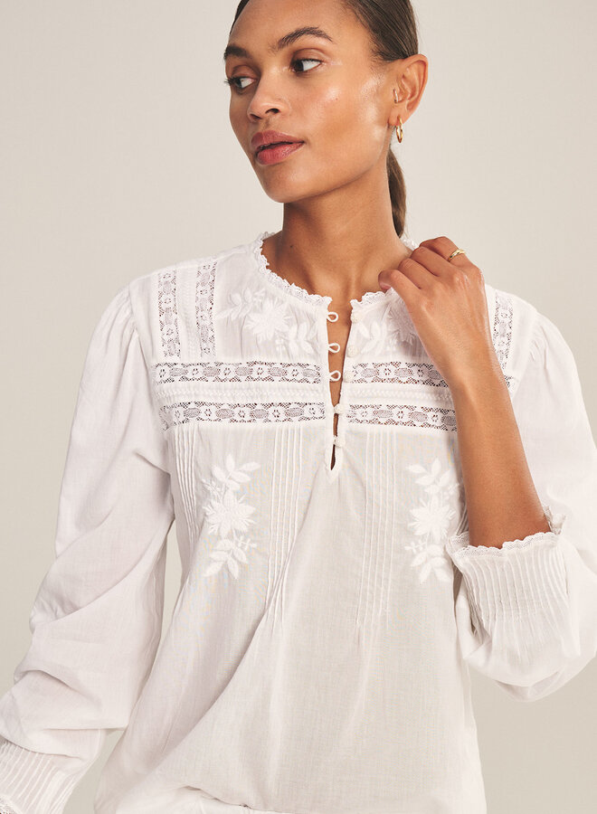 Blouse Velvet Byrdie à dentelle blanche