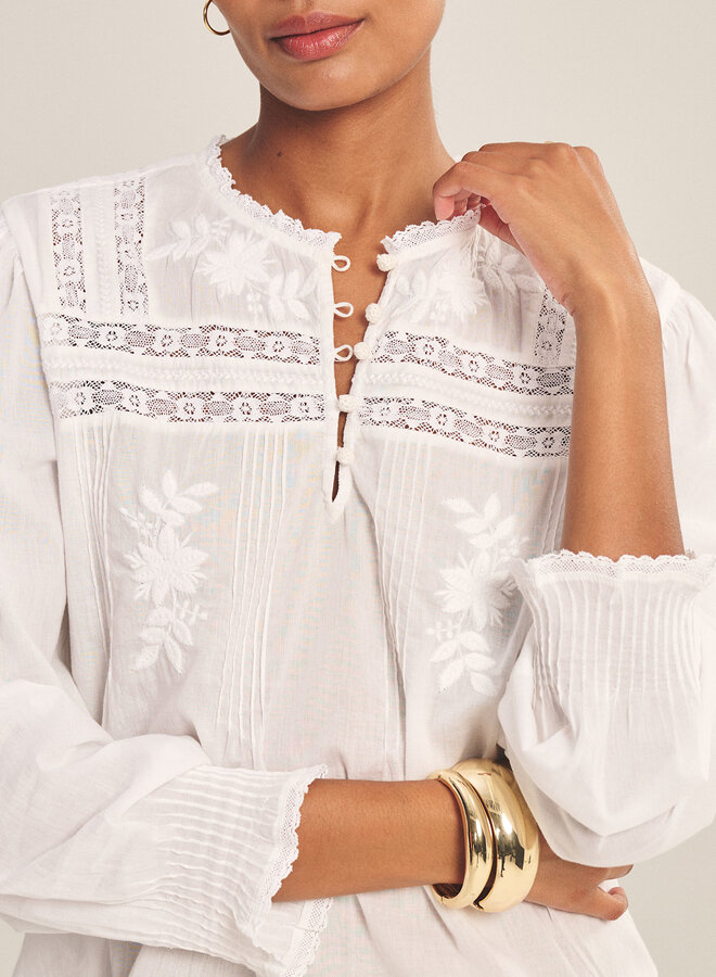 Blouse Velvet Byrdie à dentelle blanche