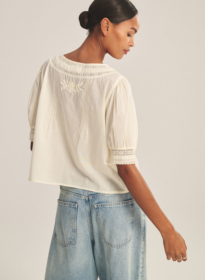 Blouse Velvet Mavis à col V & dentelle jaune