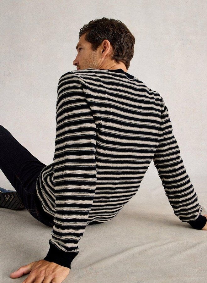 Tricot White Stuff Attadale à col rond rayé bleu marine & blanc