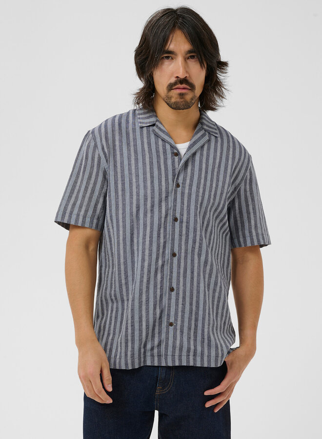 Chemise Matinique Brayden Heritage à manches courtes bleu marine rayée