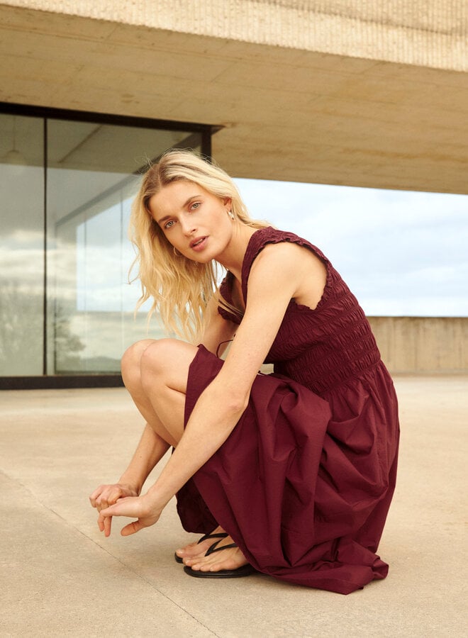 Robe longue Part Two Borgnette à col V nid d’abeille rouge cerise