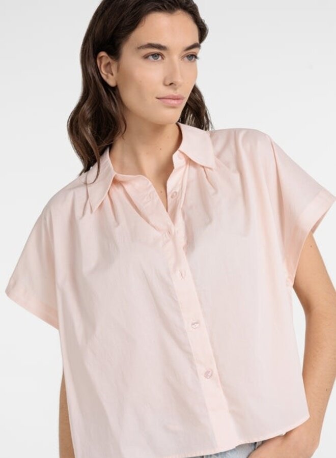 Blouse Yaya à col classique à boutons sur les côtés rose pâle