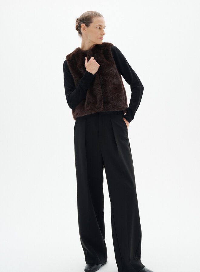 Veste InWear Zabelle sans manches en fausse fourrure brun chocolat