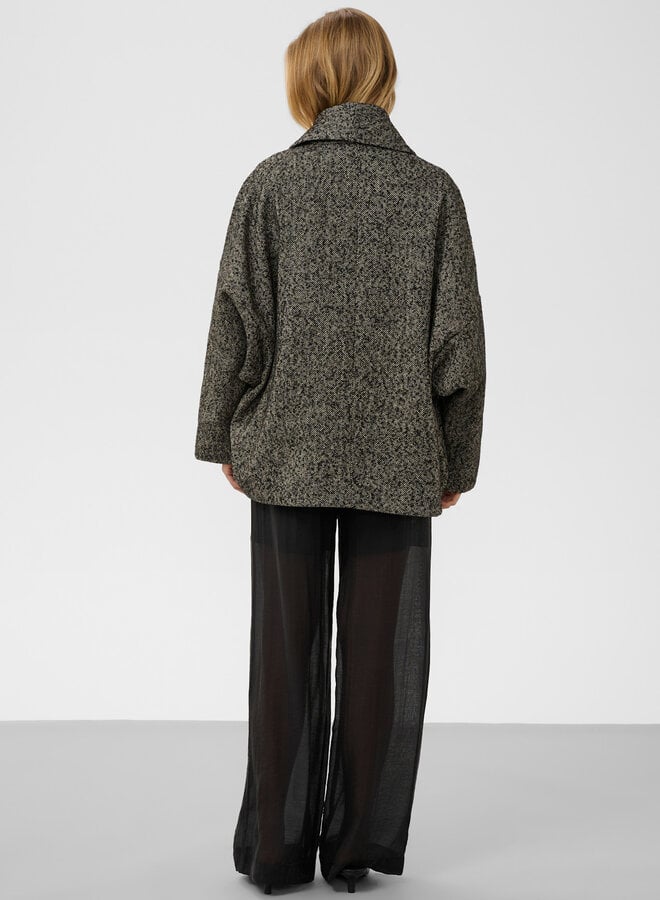Manteau Soaked Cova ample à chevrons noirs & blancs