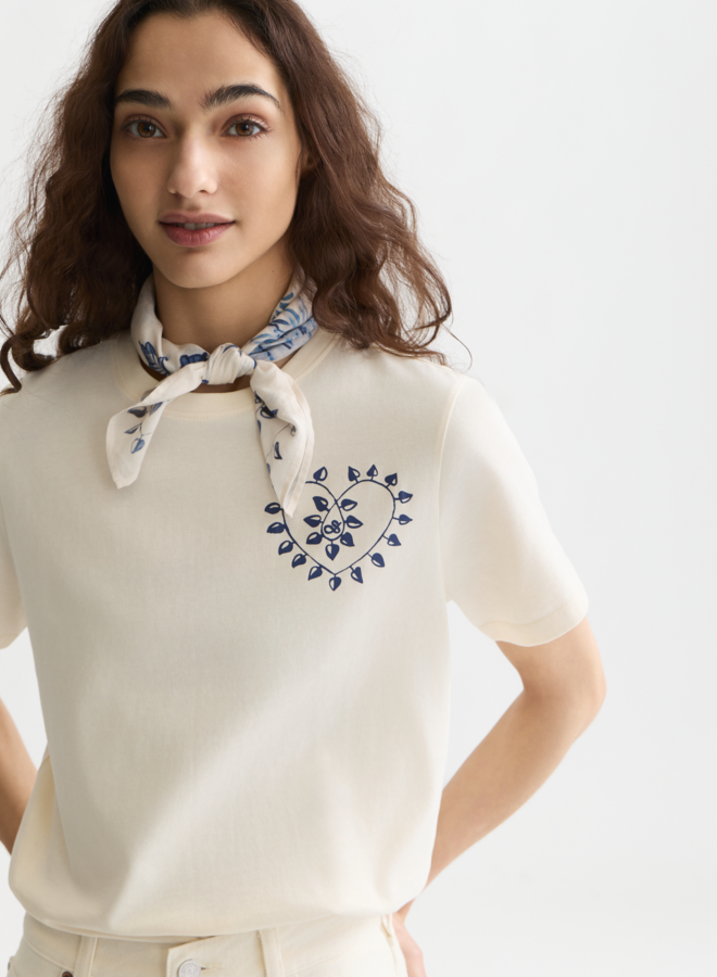 T-shirt Scotch & Soda crème avec logo en coeur bleu indigo