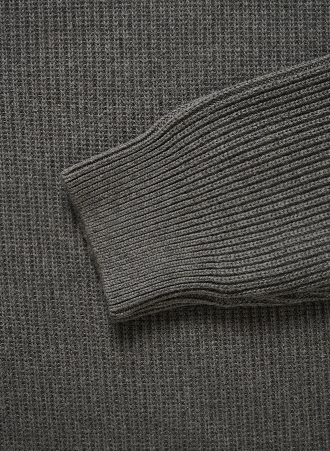 Tricot Matinique Hellson à col rond côtelé gris