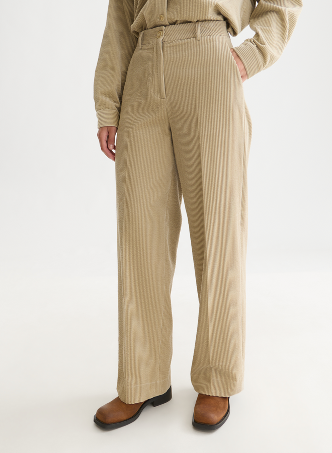 Pantalon Scotch & Soda en corduroy beige aluminium