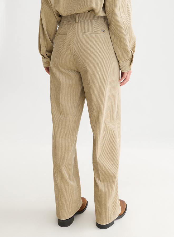 Pantalon Scotch & Soda en corduroy beige aluminium