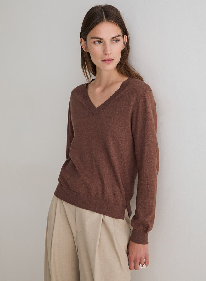 Tricot Yerse O-Clara à col V brun noisette