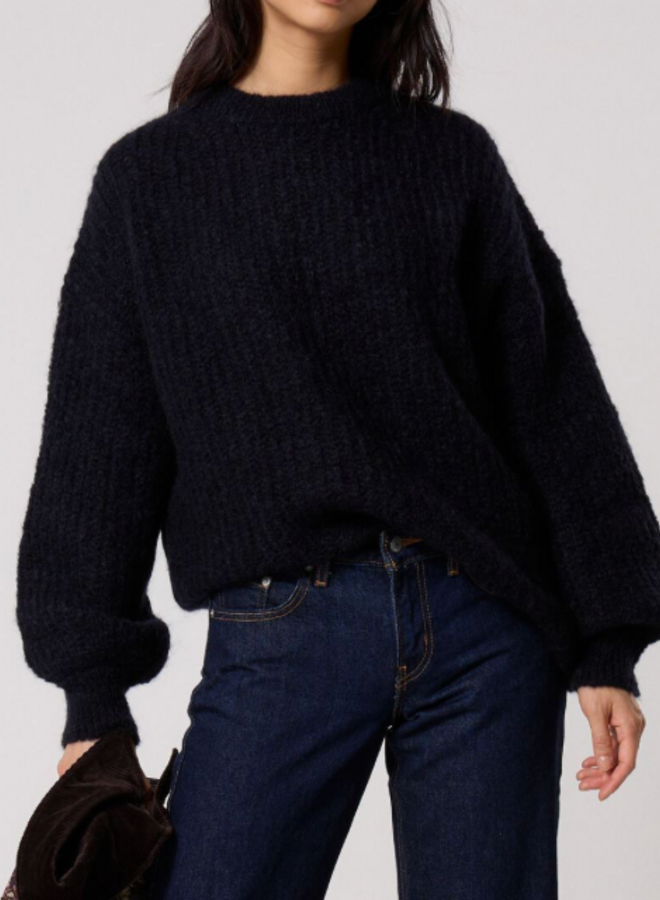 Tricot Des Petits Hauts Burma moelleux bleu marine