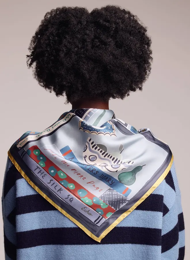 Foulard Echo grand carré bibliothèque bleu multi