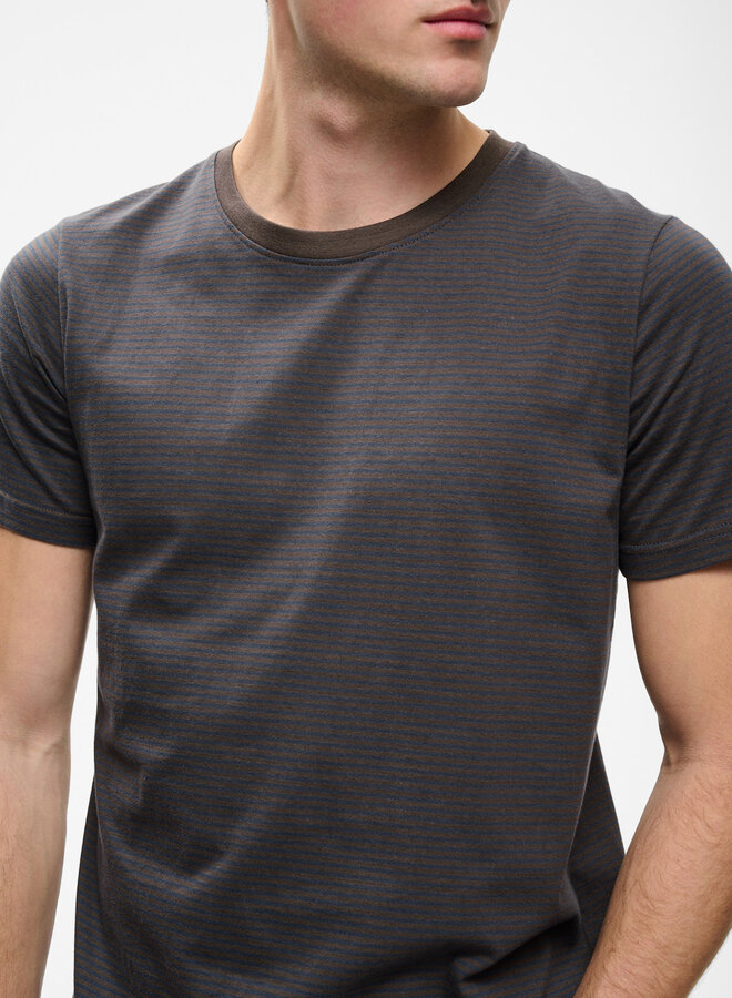 T-shirt Matinique Jermane rayé brun café & bleu marine