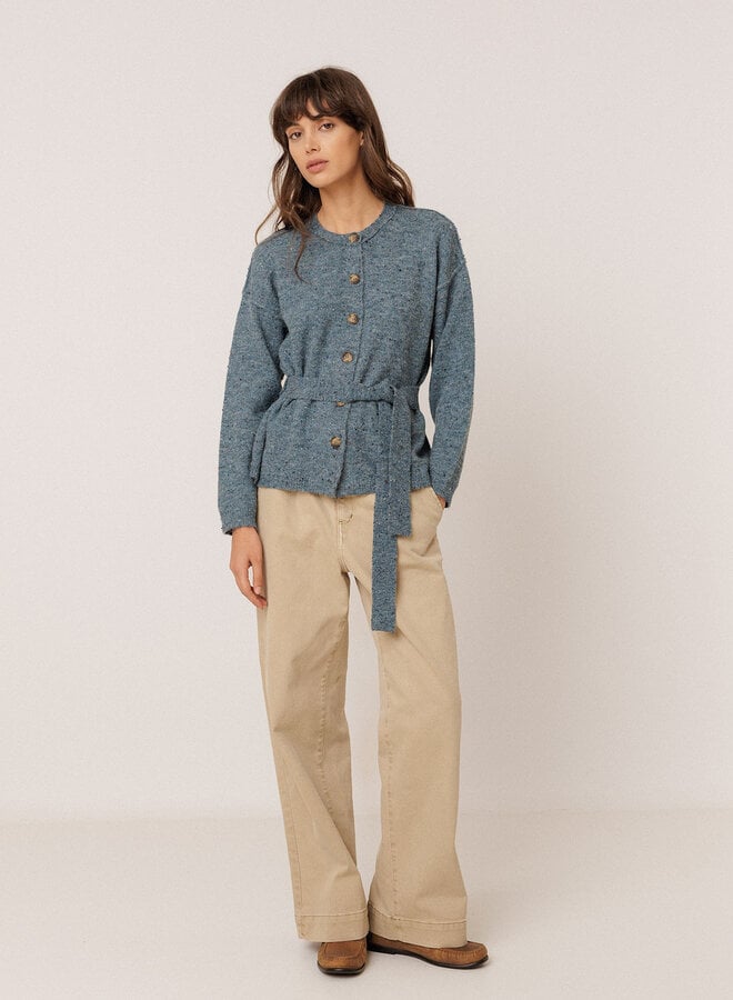 Cardigan Indi & Cold à col rond boutonné & ceinturé bleu