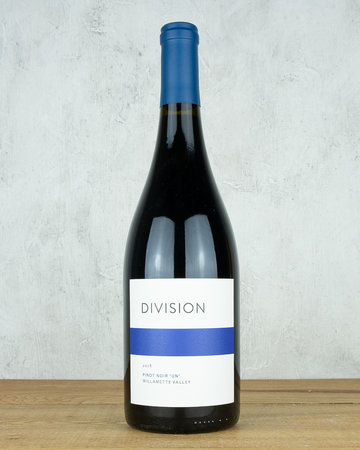 Division UN Pinot Noir