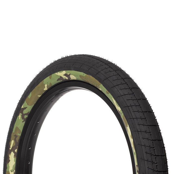 SALT PLUS SALT PLUS STING TYRE 20 X 2.35 BLACK / FOREST CAMO SIDEWALL