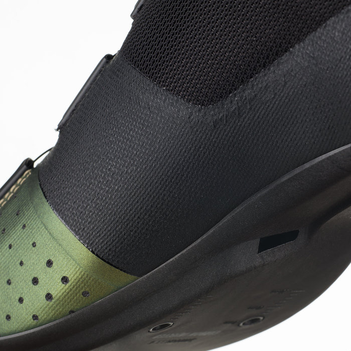 FIZIK FIZIK TEMPO R4 OVERCURVE BEETLE / BLACK