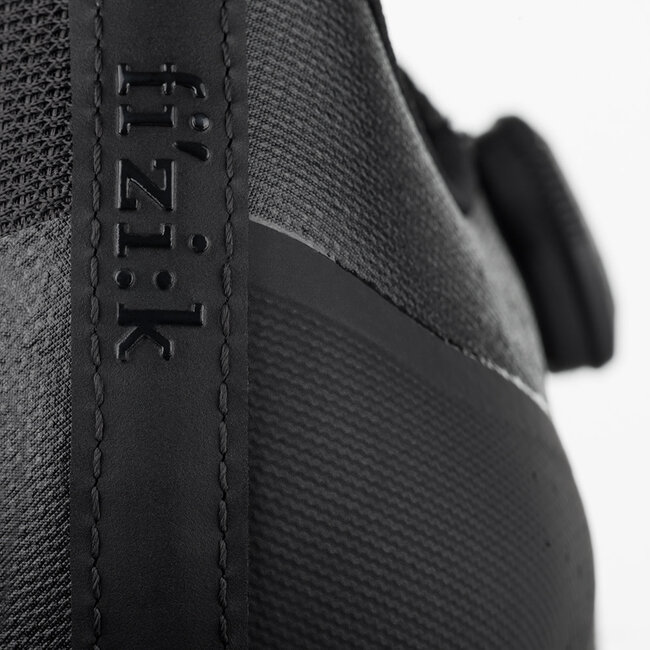 FIZIK TEMPO R4 OVERCURVE BLACK