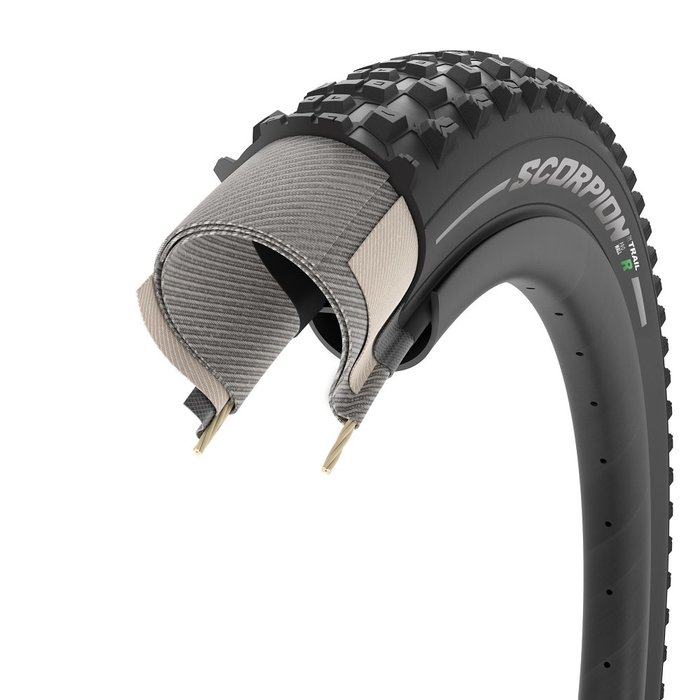 PIRELLI PIRELLI SCORPION TRAIL REAR SPECIFIC TYRE