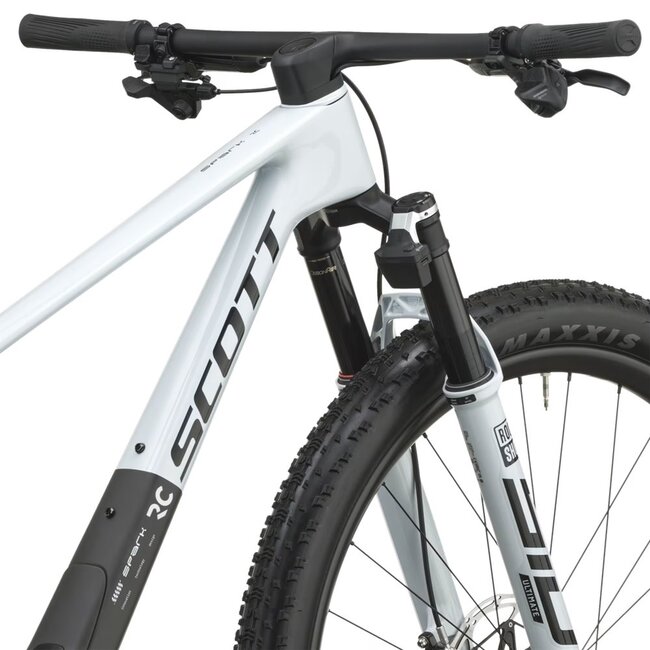 SCOTT SPARK RC WORLD CUP CUMULUS WHITE / CARBON BLACK