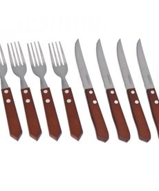 8 PIECE CUTLERY SET