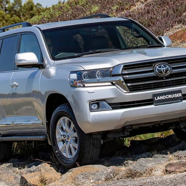 GMF 4x4 Bonnet Mount Antenna Bracket - Suit - LandCruiser 200 Series 2016+ - Passenger Side