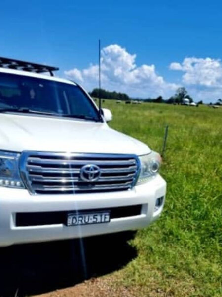 GMF 4x4 Bonnet Mount Antenna Bracket - Suit - LandCruiser 200 Series 2007-2015 - Passenger Side