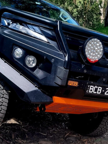 Roadvision - DX2 Series Dominator Extreme 2 LED Driving Light 9"