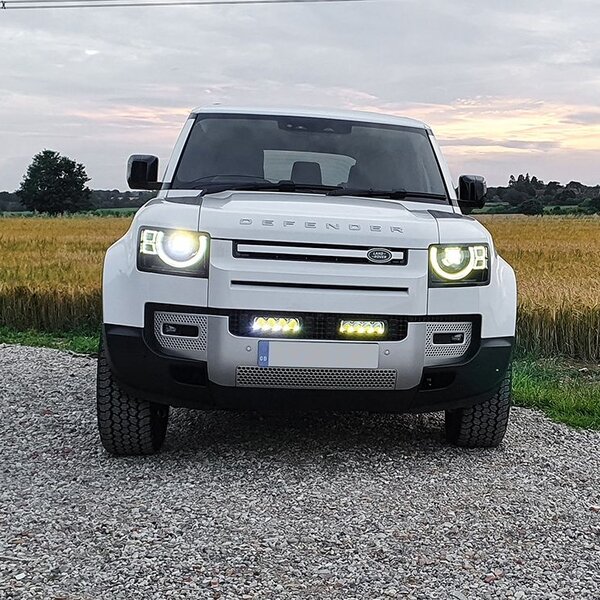 Lazer Lamps  LAND ROVER DEFENDER (2020+) GRILLE KIT - TWIN TRIPLE-R 750 Elite