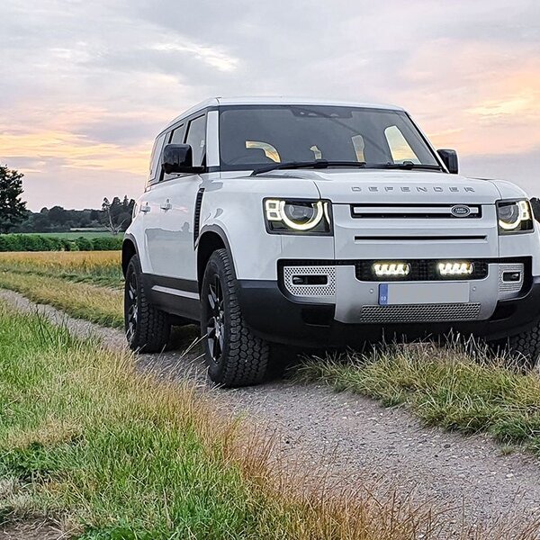 Lazer Lamps  LAND ROVER DEFENDER (2020+) GRILLE KIT - TWIN TRIPLE-R 750 Elite