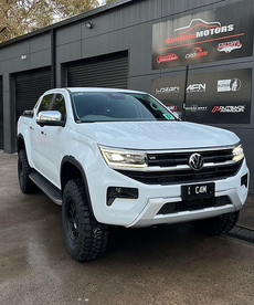 Bonnet Hinge Antenna Mount Bracket - VW Amarok 2023+ - Passenger