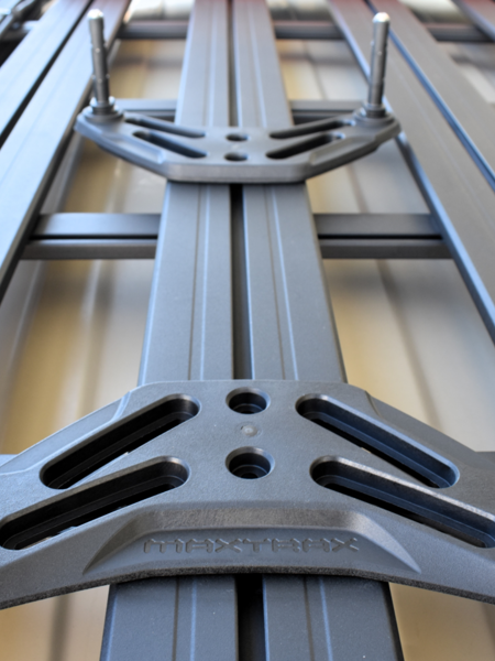 MAXTRAX UNIVERSAL FLAT RACK MOUNTING KIT