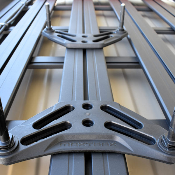MAXTRAX UNIVERSAL FLAT RACK MOUNTING KIT