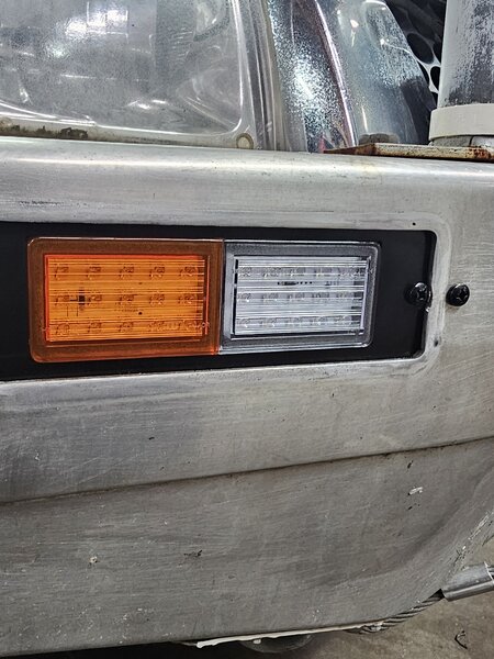 The 4wd Zone Bullbar Indicator/Parker LED Indicator/Park Lights and Infill Plates - Black - Pair