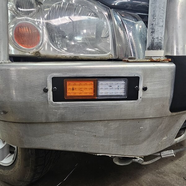 The 4wd Zone Bullbar Indicator/Parker LED Indicator/Park Lights and Infill Plates - Black - Pair