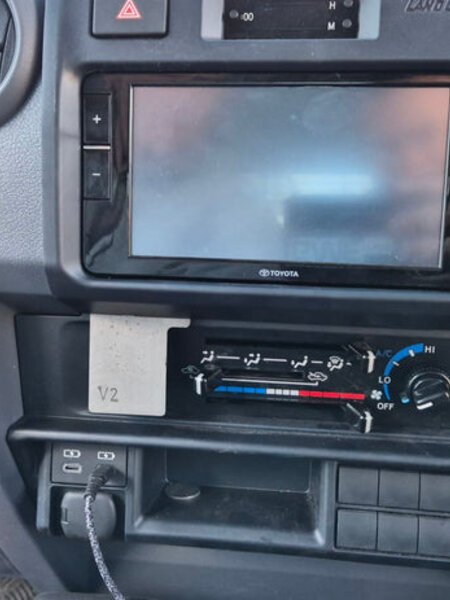 GMF 4x4 - Toyota LC79 2024+ UHF Handpiece Holder