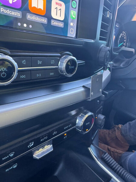 GMF 4x4 - Ford F150 2021+ UHF Handpiece Mount